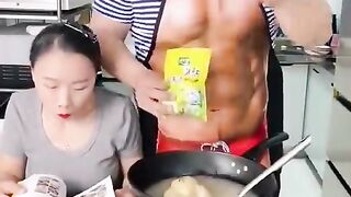ТИК ТОК ПРИКОЛ 2021.КОРОТКИЙ ПРИКОЛ ИЗ КИТАЯ.КИТАЙ ВИДЕО.ЧУДИКИ ИЗ TIK TOK.#Shorts