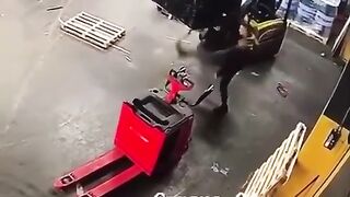 Мортал Комбат)))