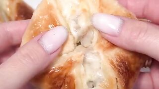 Мясные слойки