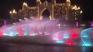 Dubai Water Fountains ????