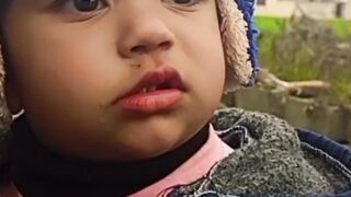 the child went to collect eat foods