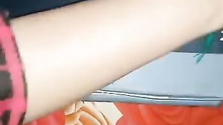 Satisfaction nail art