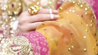 Hania Amir lehnga esign so beautiful love itt!!