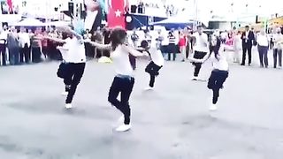 Amazing Dance