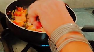 Macroni making
