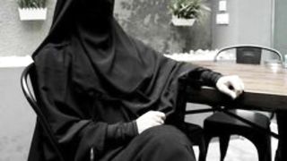 girls in hijab