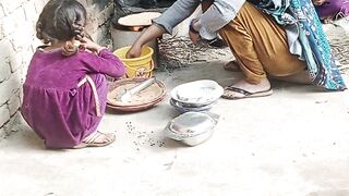 Ham to Pyar  ||ka khana || banaa rahe hain