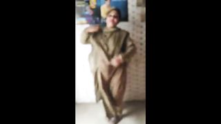Pakistani girl dance