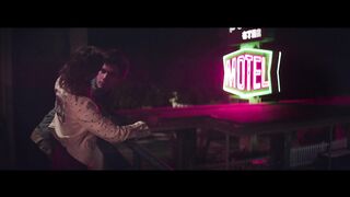 DJ Snake - Let Me Love You ft. Justin Bieber (Official Video)