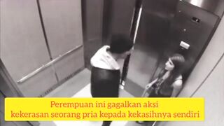 Di Ikuti Pria Bejat, Gadis Ini Hanya Bisa Pasrah Saat DI Lift