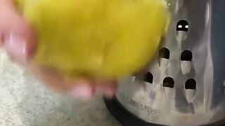 Селёдка под шубой в виде новогодних игрушек