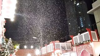 First Time Snow Fall In Karachi
