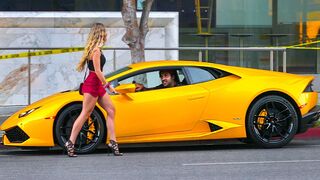 PICKING UP BUS RIDERS IN A LAMBORGHINI HURACAN PRANK!