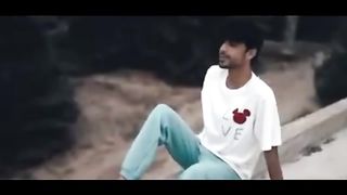#hai tamana tumhe apni dulhan bnaen.tere hatho pe mhendi apny nam ki lgaen.