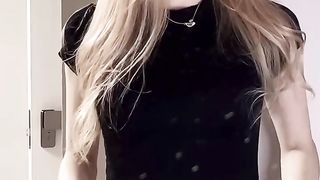 Pretty girl dance