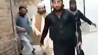 Aurangzeb farooqi entry status
