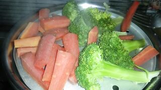 Steamed vegetables ???