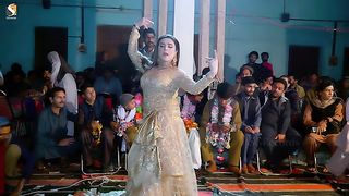 Pucho_Zara_Pucho,_Chahat_Baloch_Bollywood_Dance_Performance,_SGRecords_2022(360p).