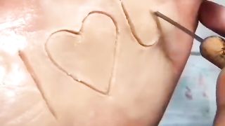 The trick of wound using makeup