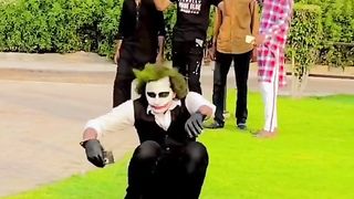 joker ko  hit kr dia