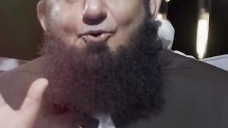 Tariq jamil officle video