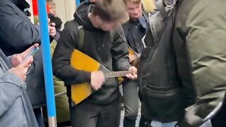 Concert in the subway.