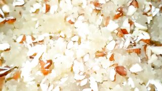 Makhadi Halwa ( Sooji Halwa)