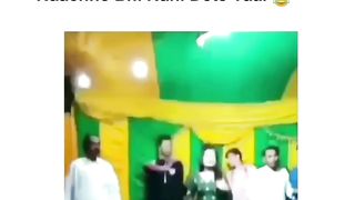 Nachne b nahi dety yaar|funny videos|dancing