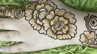 Mehndi tattoo