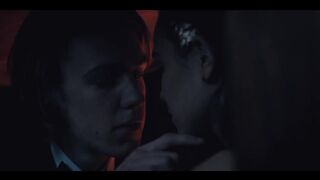 One Of Us Is Lying 1x06 / Kiss Scene — Bronwyn and Nate (Marianly Tejada and Cooper van Grootel)