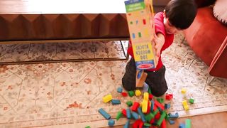 kids toys Melissa & Doug Wooden Building Set - 100 Blocks in 4 Colors and 9 Shapes