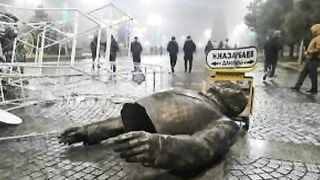 Нурсултан Назарбаев впервые после беспорядков обратился к жителям страны