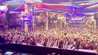 Chucking out bangers with @tinigessler at @whp_mcr for @elrowofficial Credit Mark