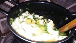 Palak aloo gohbi