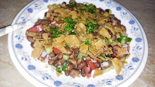 Red lobia Spicy Chaat Recipe | Chaat banane ka Tarika | By Alisha Corner