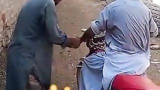 Pakistani drivers funny????