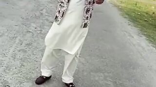 DC Yaar ????..