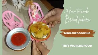 Miniature cooking |chicken bread pakora