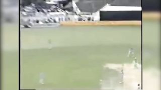Would cup 1992 Pak vs Nzl Sami final winning shots hitted by Moin Khan.