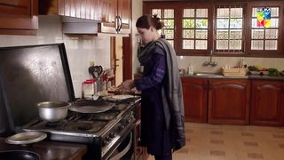 Apnon Ko Azma Ke Dekh Liya Ab Ghairon Ki Baari Hai..! #hinaaltaf #juniadkhan - Agar - HUM TV