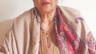 سیلاب زدگان کے لیئے آنے والے کمبل اب مارکیٹ میں آنلائین فروخت ہونے لگے کہاں ہے