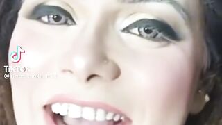 Funny viral girl