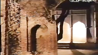 Ye Kia Jaga hey Dosto - Rekha