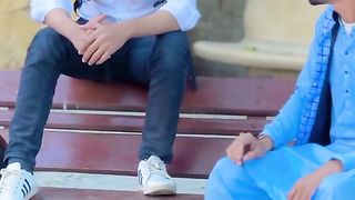 Mention karo @apne dosto ko