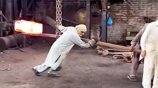 Pakistani hard workerz