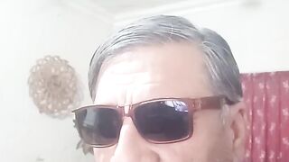 ج ایک کامیاب بزنس مین سے بات ہوئی کہنے