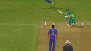 Hardik pandya's Perfect Yorker???? And Flying Catch???? By wicket-keeper