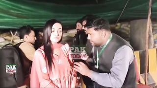 viral girl sanam javed khan interview