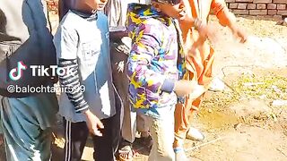 Very funny kids,shararti bachay
