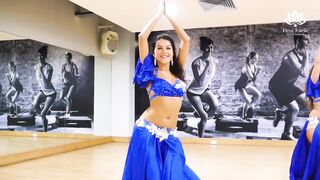PHARONIKA_Fleur_Estelle_Dance